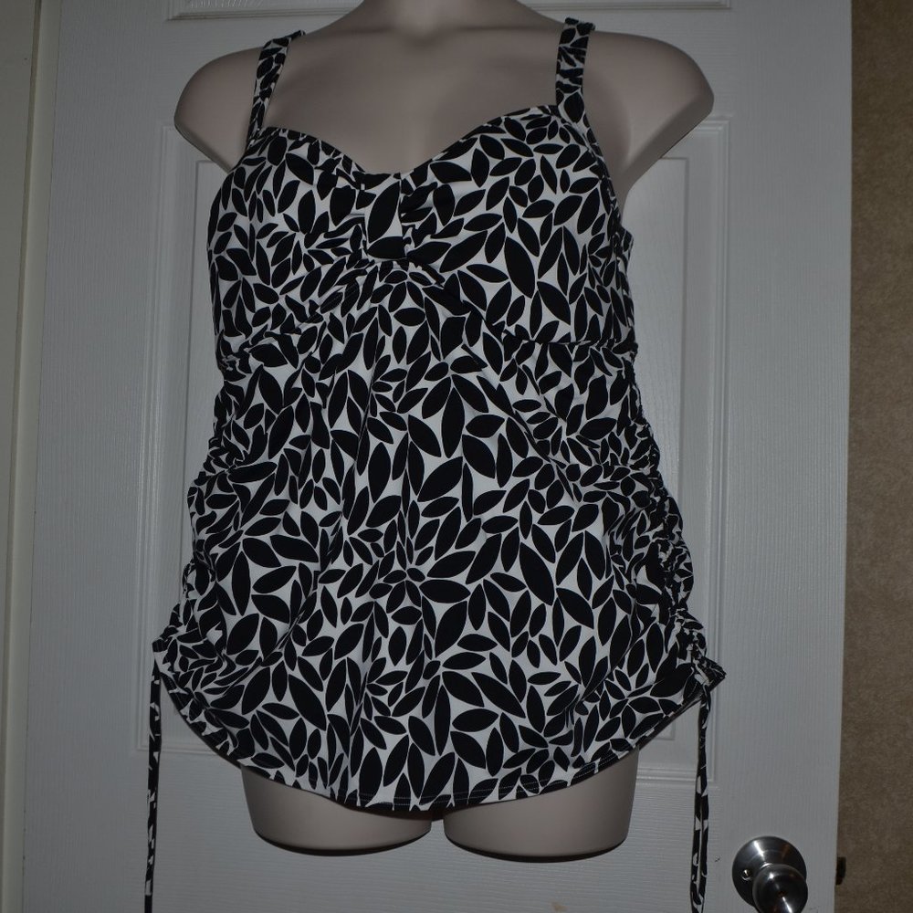 Woman's Land's End Swim Tankini  Size 18 W